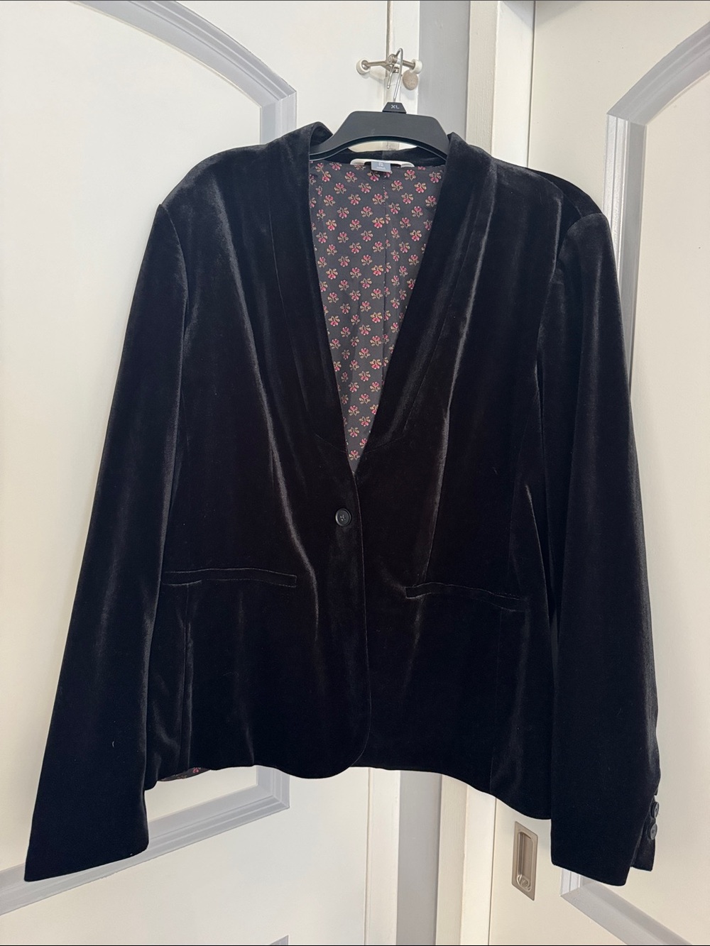 Old Navy Black Velvet Blazer Jacket